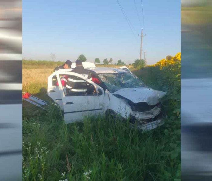 Dâmboviţa: Accident pe DN7 la Mătăsaru, o maşină răsturnată şi două persoane rănite