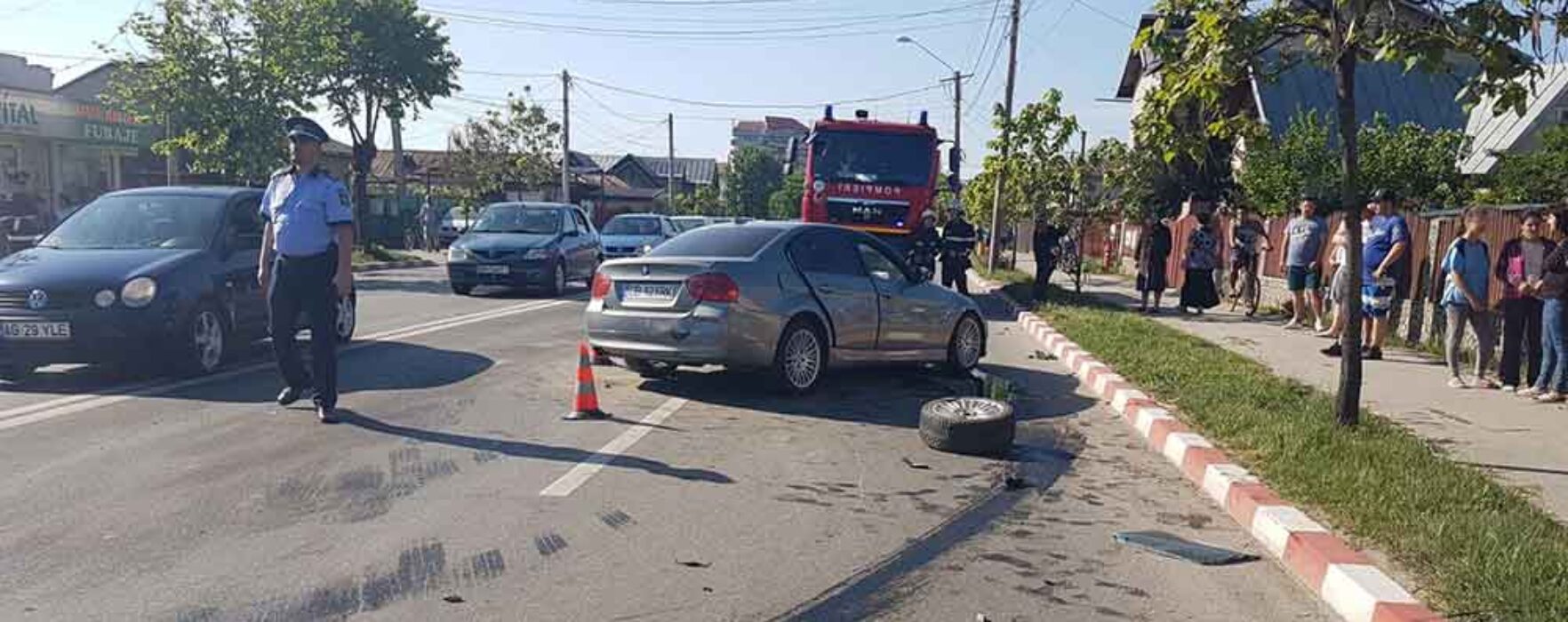 Dâmboviţa: Patru maşini implicate într-un accident; trei persoane rănite