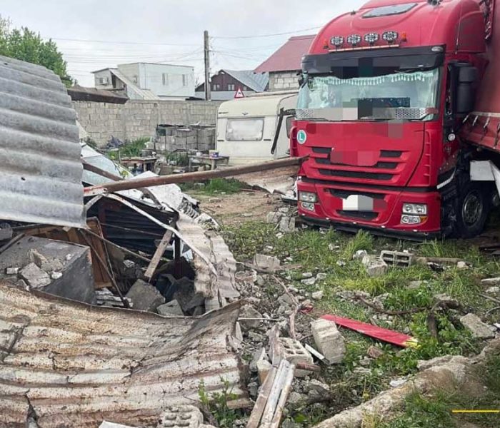 Târgovişte: Accident la rondul din intrarea în municipiu dinspre Bucureşti