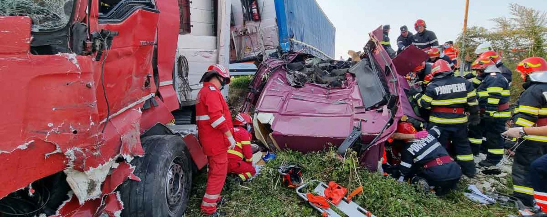 Dâmboviţa: Accident pe DN72 în care sunt implicate două TIR-uri şi un autoturism