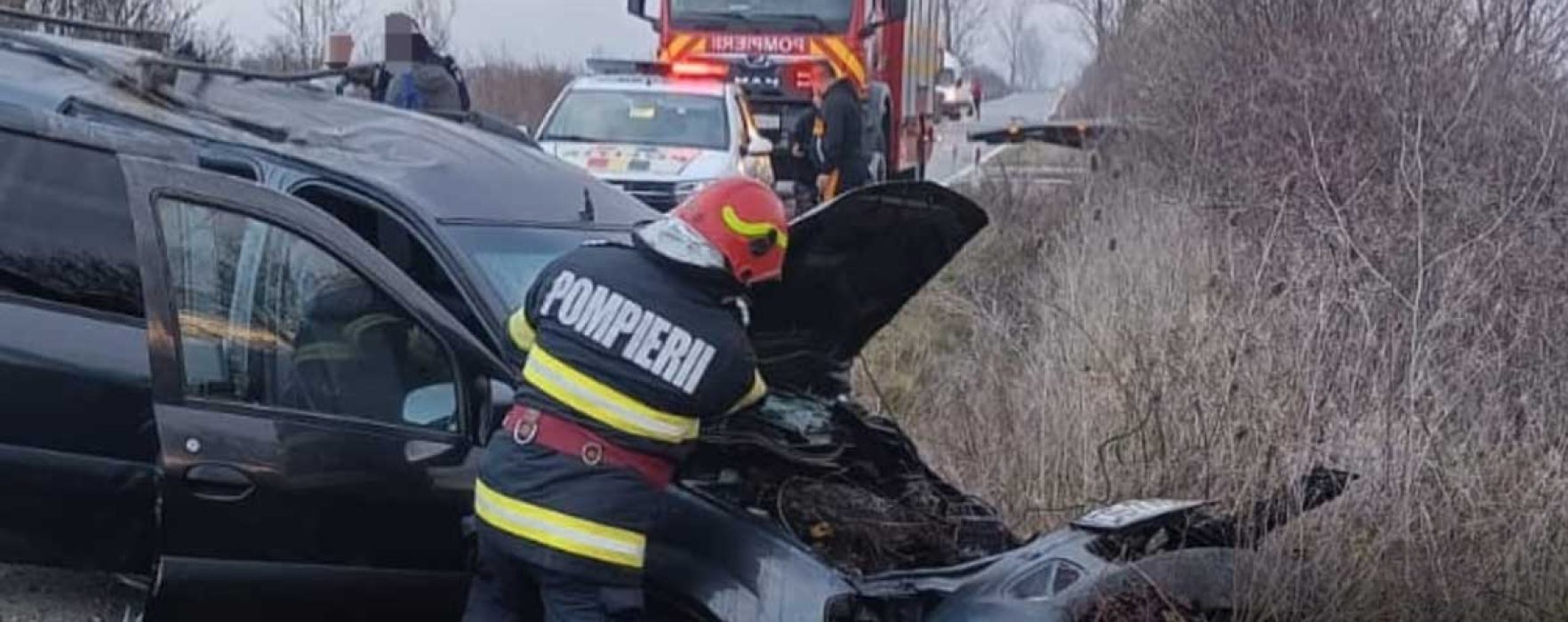 Dâmboviţa: Trei minori, răniţi într-un accident pe DJ 611, în Vişina