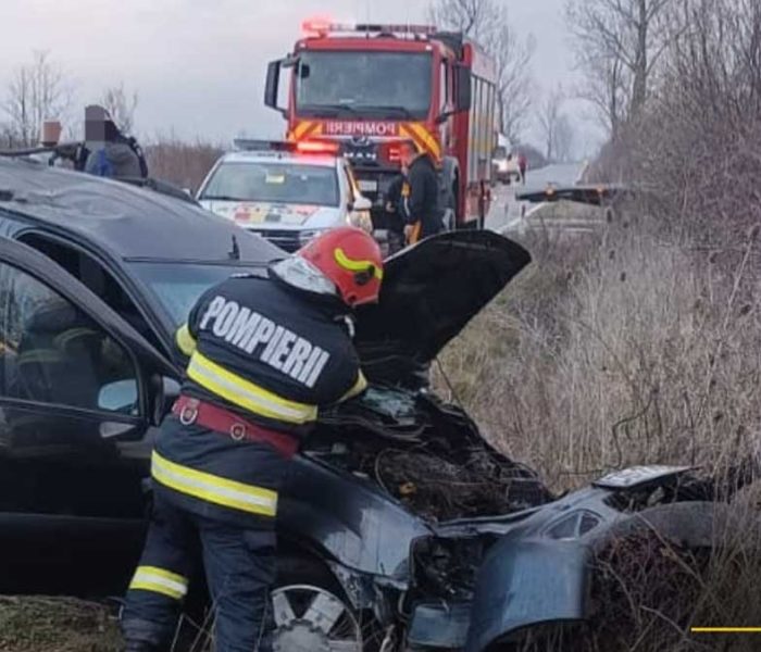 Dâmboviţa: Trei minori, răniţi într-un accident pe DJ 611, în Vişina