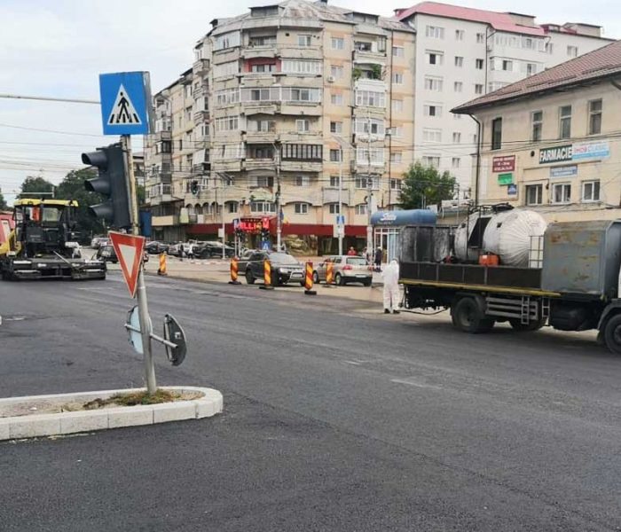 Târgovişte: Lucrări pe strada Lt. Stancu Ion, se asfaltează şi se refac trotuarele