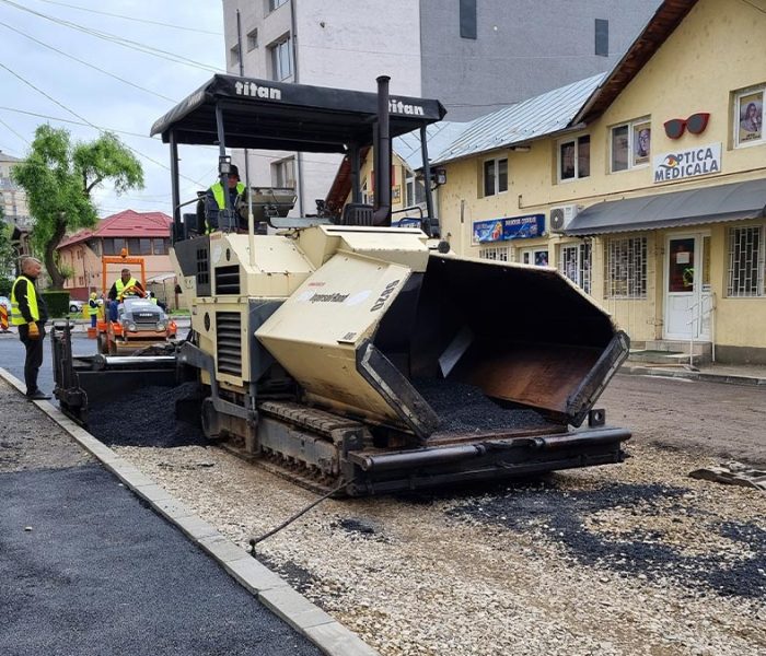 Târgovişte: Strada Udrişte Năsturel a intrat în reabilitare