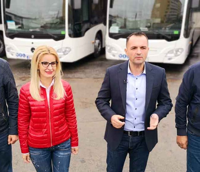 Târgovişte: Încă 12 autobuze hibrid au ajuns în municipiu