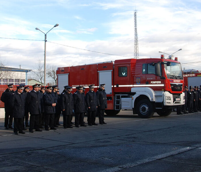 Autospecială nouă primită de ISU Dâmboviţa