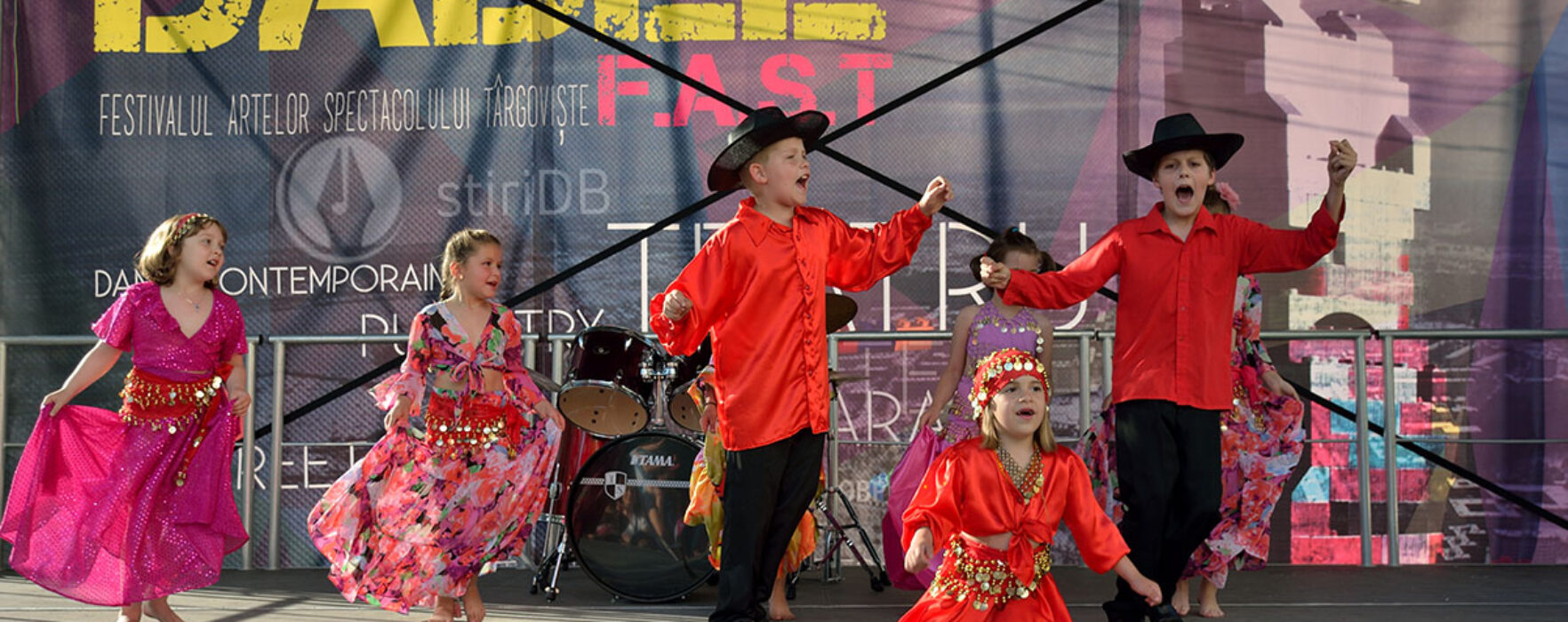 Târgovişte: Spectacole pentru copii, în a doua zi a Festivalului Babel (foto)