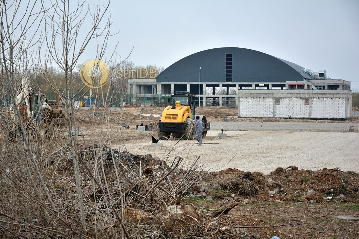 Complexul de Natație de la Baza Crizantema, Târgoviște