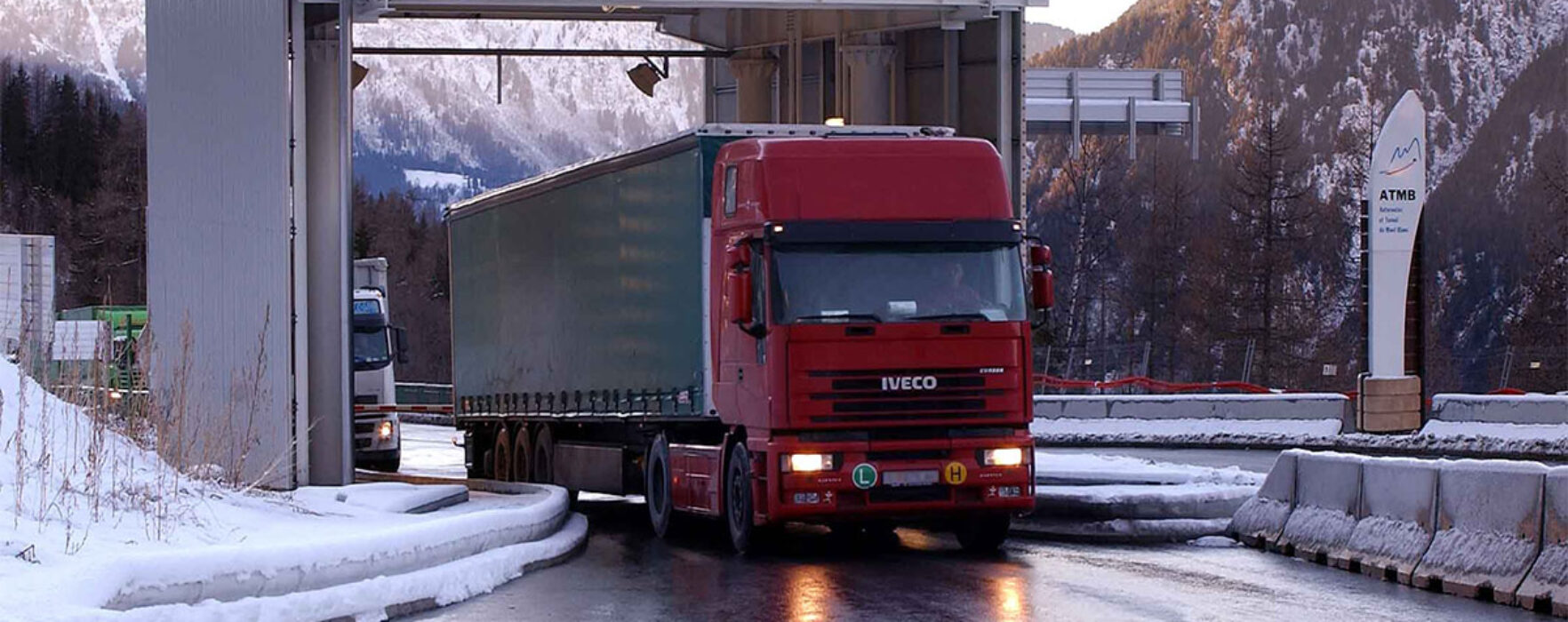 Se caută şoferi de camion în Slovacia, salariu 800 de euro