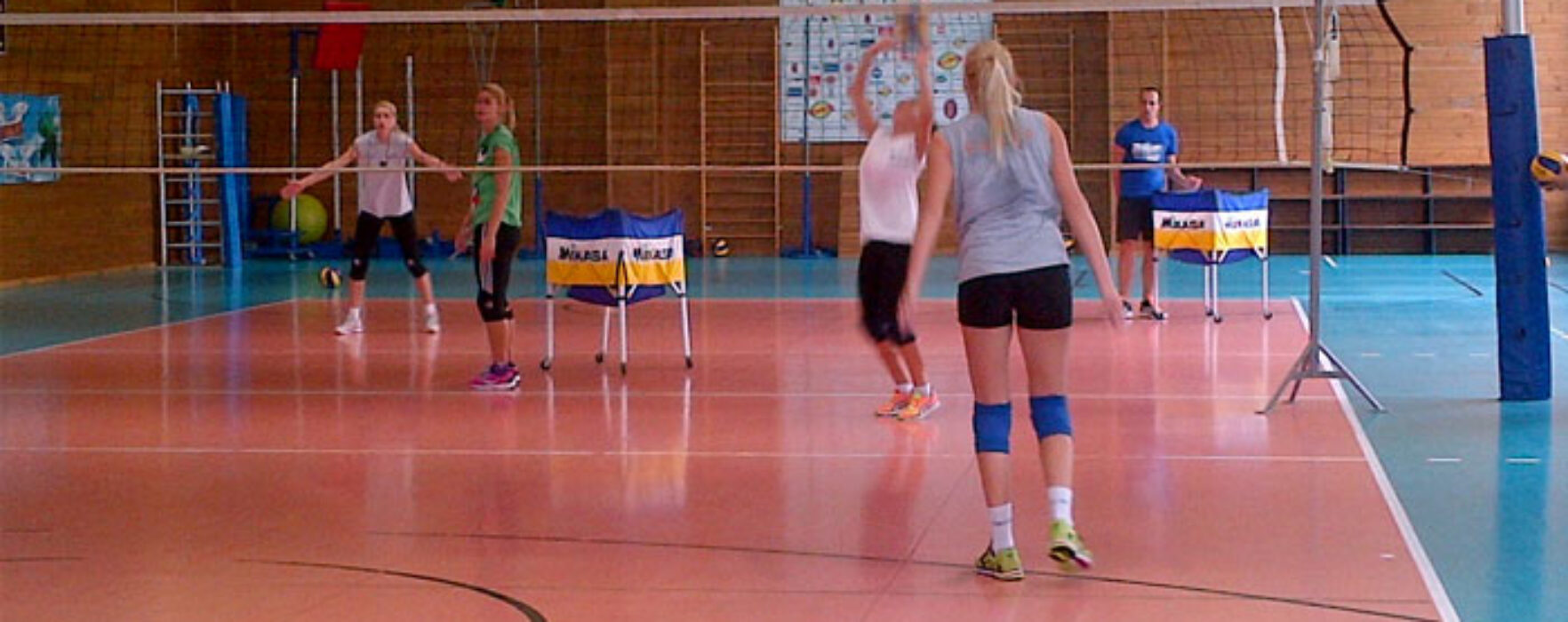 Echipa de volei feminin CSM Târgoviște – cantonament in Bulgaria