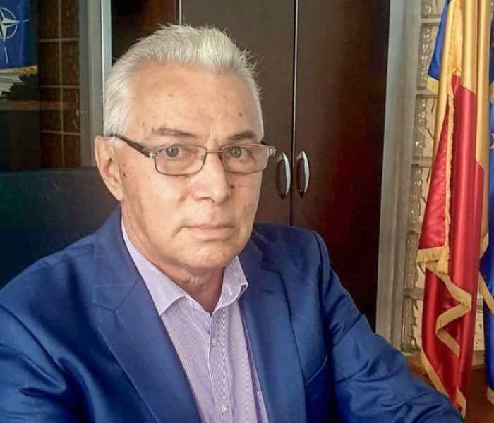 Dâmboviţa: Subprefectul Adrian Chiţescu anunţă că demisionează din „postura de slujbaş politic al guvernului”