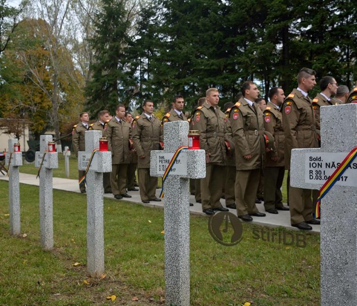 Dâmboviţa: Programul manifestărilor de ”Ziua Eroilor”, de joi