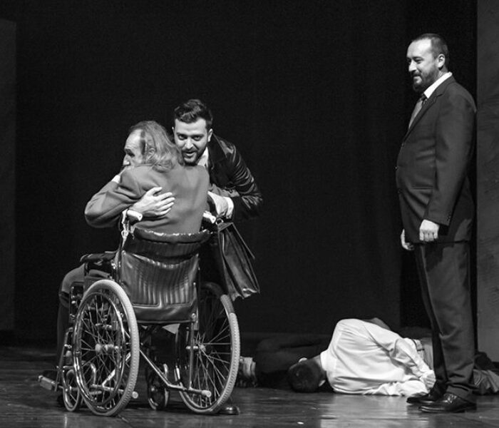 Spectacolul ”Closer”, sâmbătă la Teatrul Tony Bulandra Târgovişte