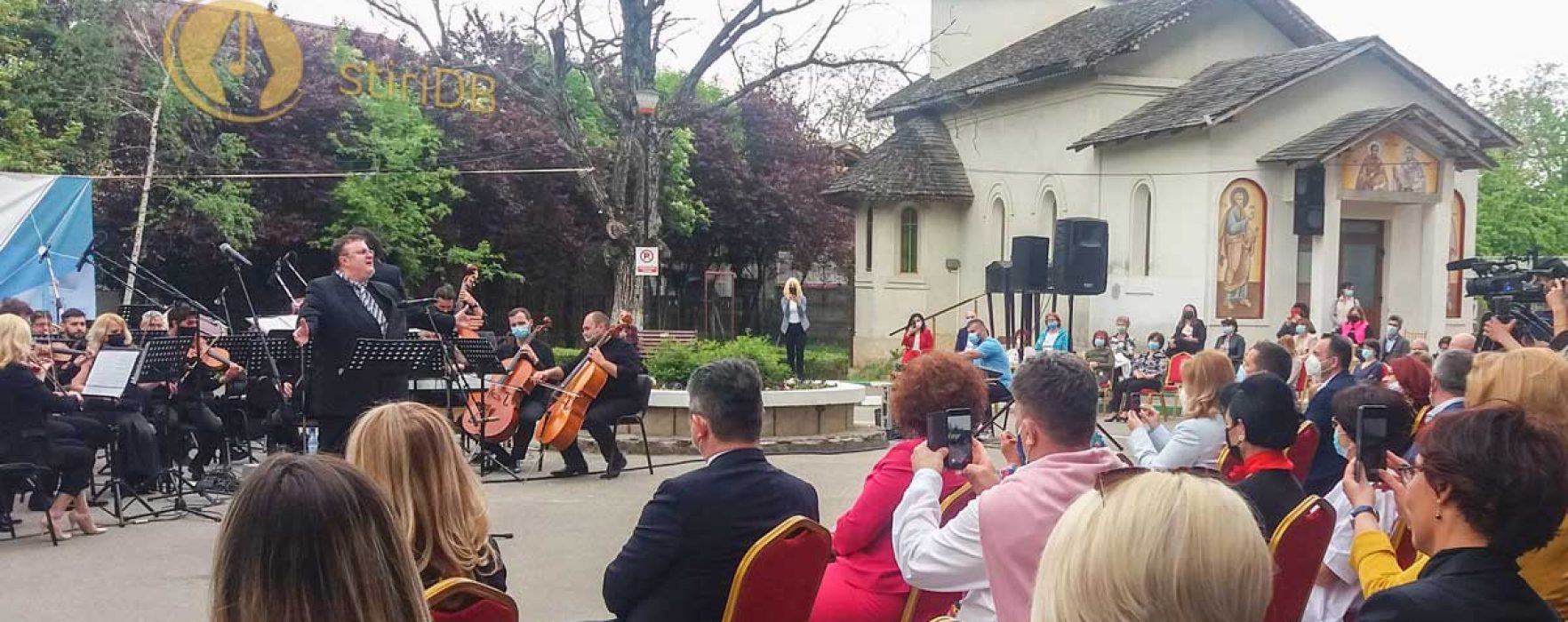 Dâmboviţa: Concert de muzică clasică în curtea Spitalului Judeţean Târgovişte, dedicat medicilor