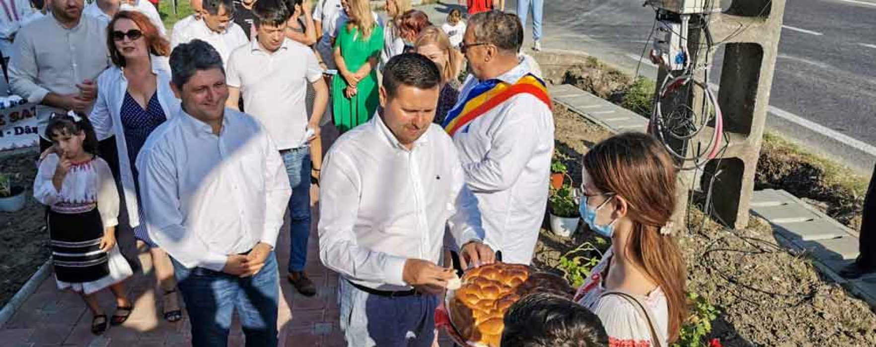 Corneliu Ştefan, PSD: Au început Zilele comunei Gura Ocniţei, „La mulţi ani!” locuitorilor