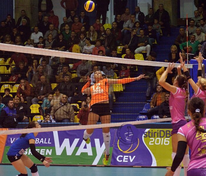 Volei feminin: CSM Târgovişte – Azeryol Baku 3-0, în Cupa CEV