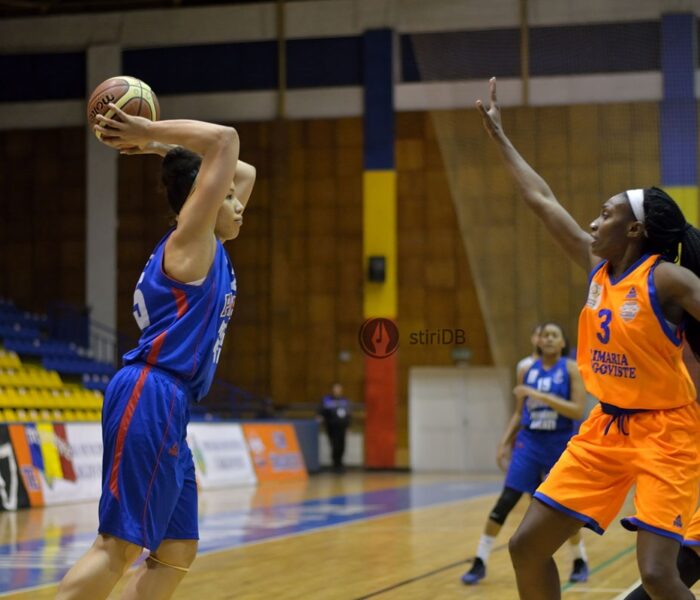 Baschet feminin: CSM Târgovişte învinge greu Phoenix Galaţi, 53-50