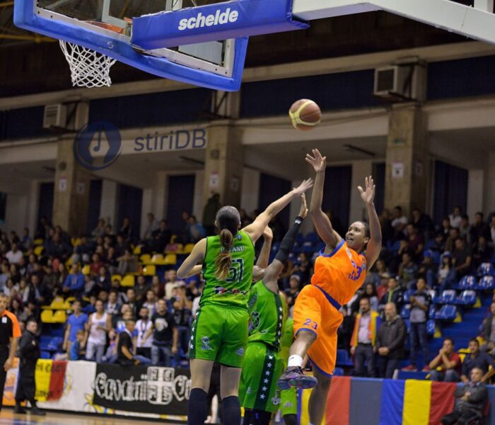 Baschet feminin: CSM Târgovişte învinge clar rivala Sepsi Sf. Gheorghe cu 49-36 (foto)