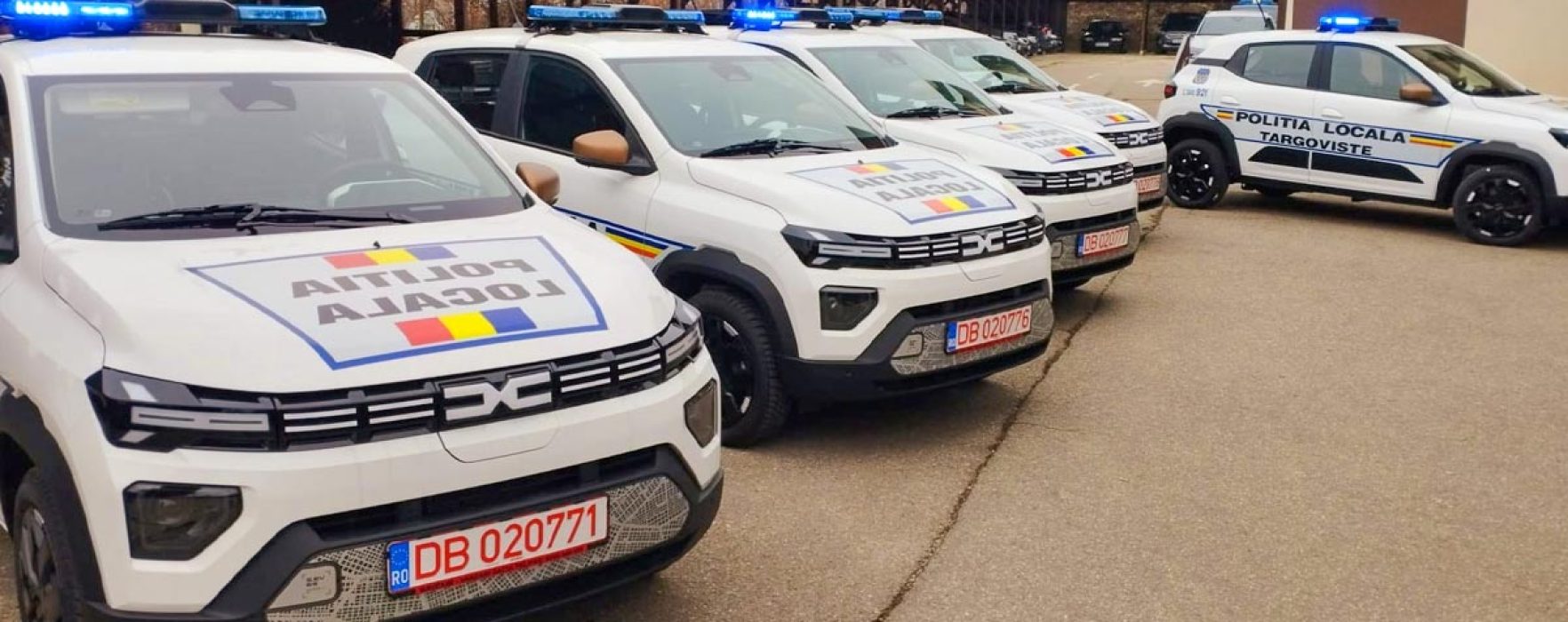 Târgovişte: Poliţia Locală dotată cu autoturisme electrice Dacia