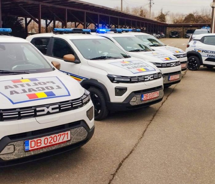 Târgovişte: Poliţia Locală dotată cu autoturisme electrice Dacia