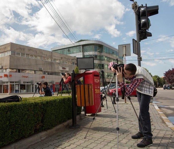 Școală de fotografie, la Târgovişte