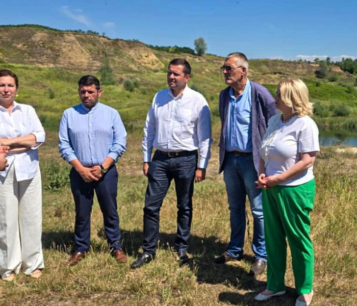 Dâmboviţa: Peste 22 de hectare de teren degradat împădurit la Şotânga