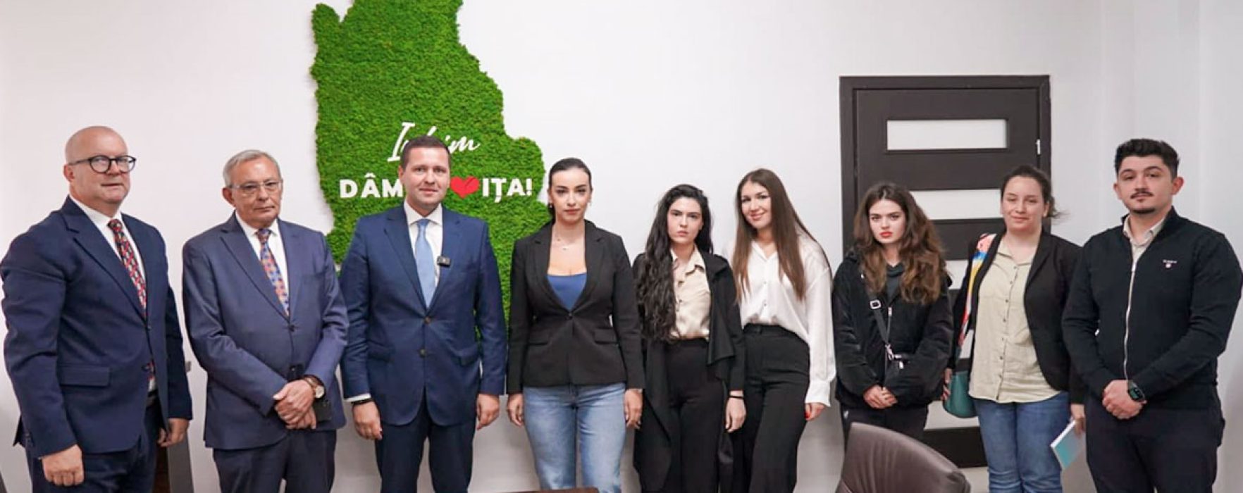 Dâmboviţa: Internship la consiliul judeţean