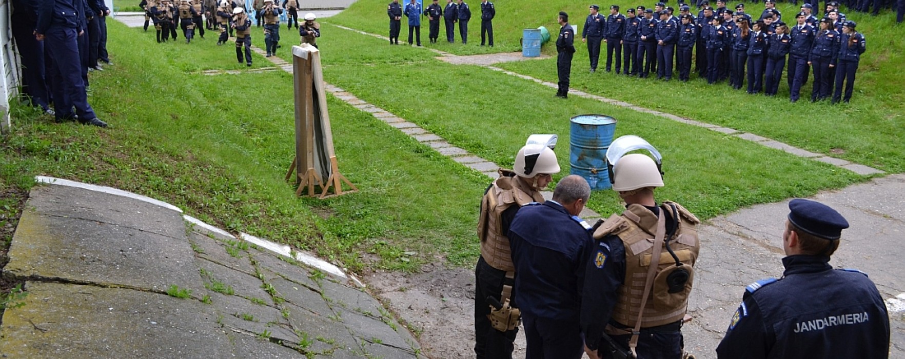 Exerciţiu internaţional de antrenament la Centrul de Pregătire al Jandarmilor de la Ochiuri