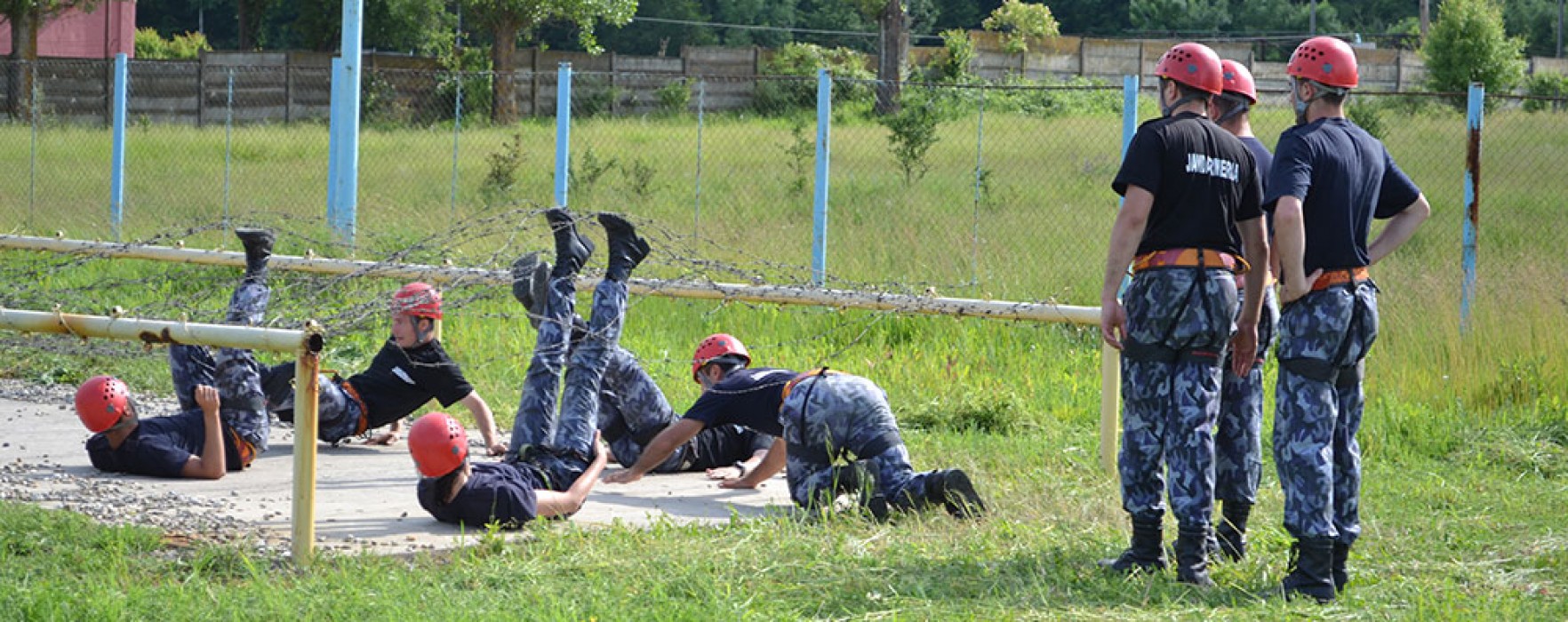 Elevi ai şcolilor de subofiţeri jandarmi s-au aflat în stagiu de antrenament la Ochiuri