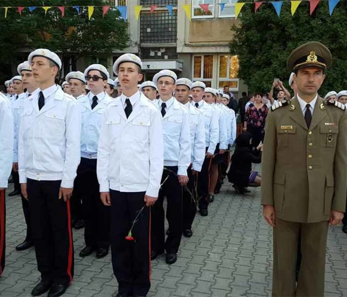 Târgovişte: Va fi înfiinţat un liceu militar în clădirea unde este acum Liceul Constantin Brâncoveanu