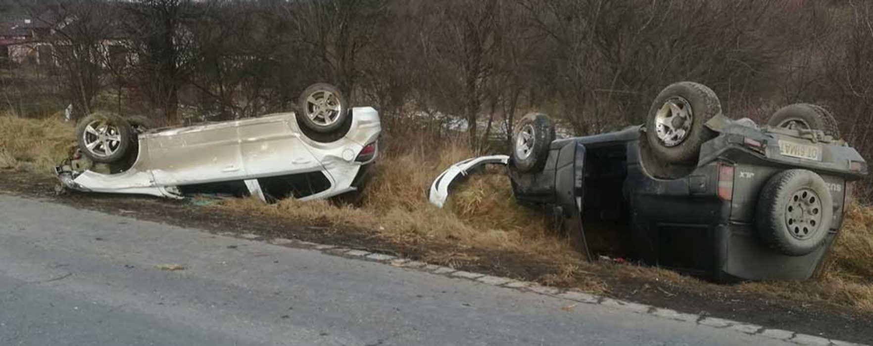 Dâmboviţa: Două maşini răsturnate pe DN 72A, în urma unui accident