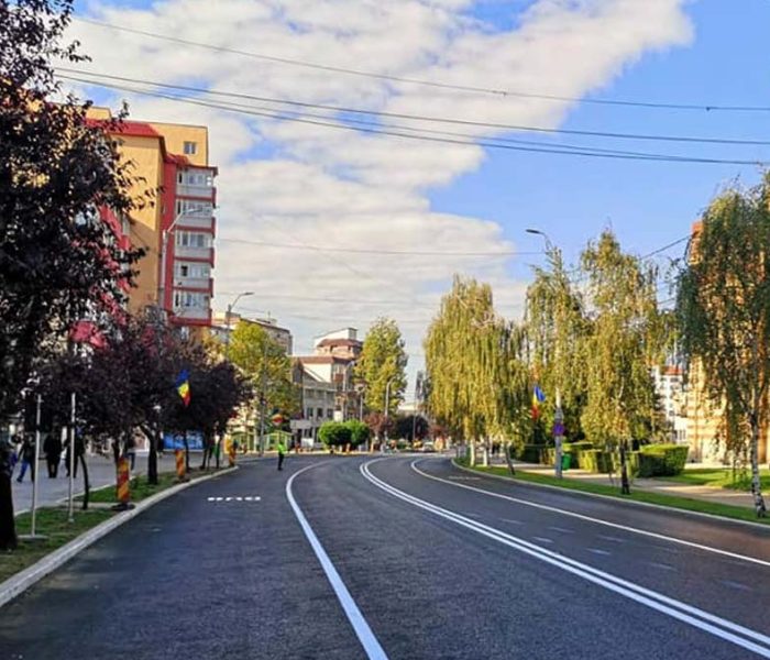 Târgovişte: Bandă dedicată transportului public local pe bulevardul Mircea cel Bătrân