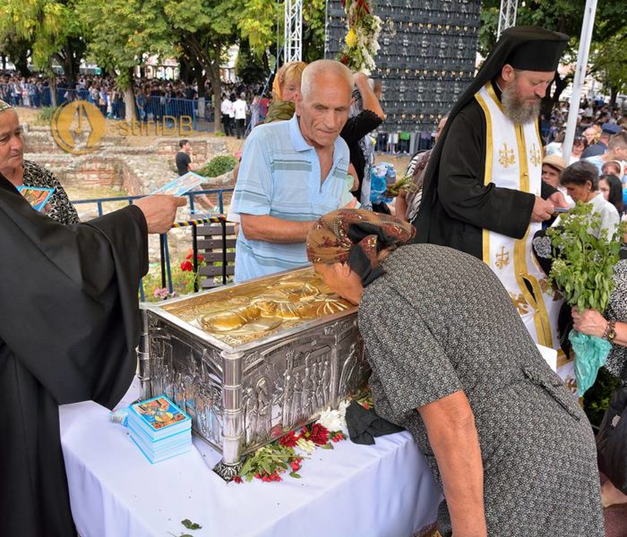 Târgovişte: Circa 20.000 de credincioşi, aşteptaţi la sărbătorirea Sf. Nifon