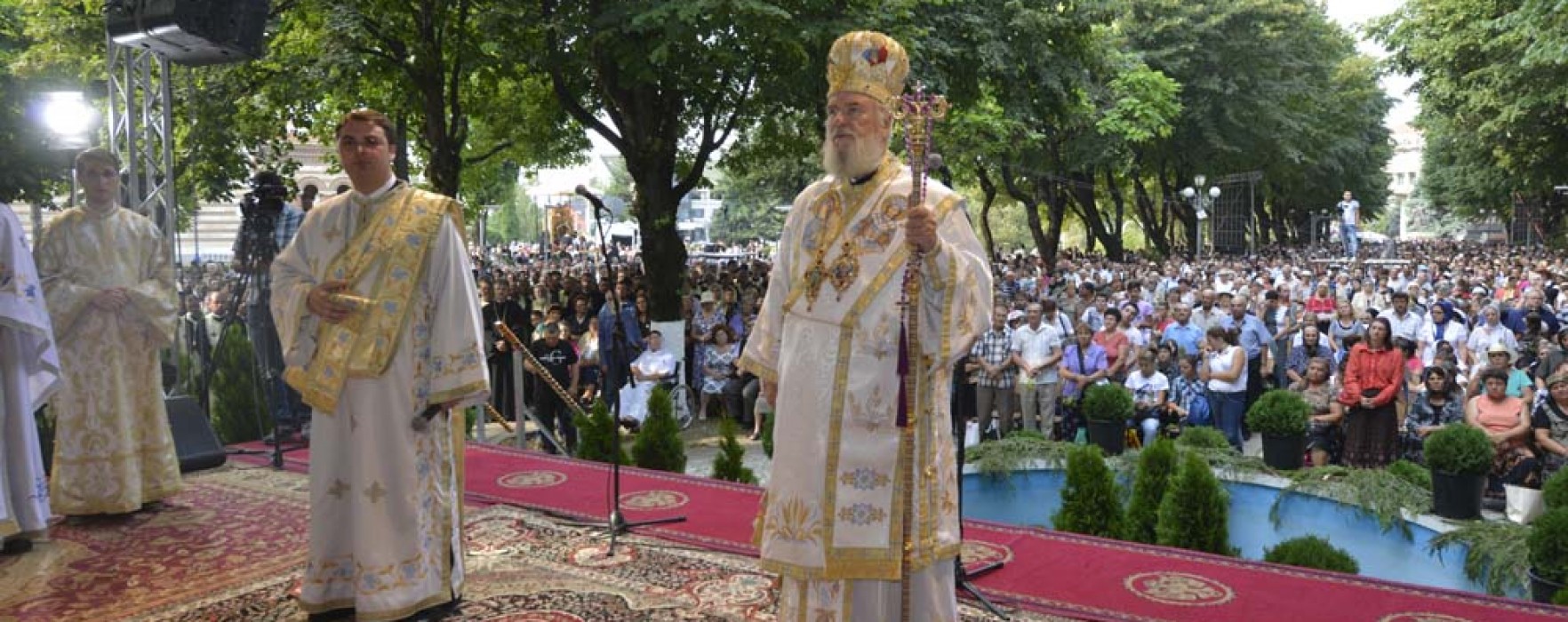 Arhiepiscopia Târgovişte: 20.000 de credincioşi la manifestările de Sf. Nifon