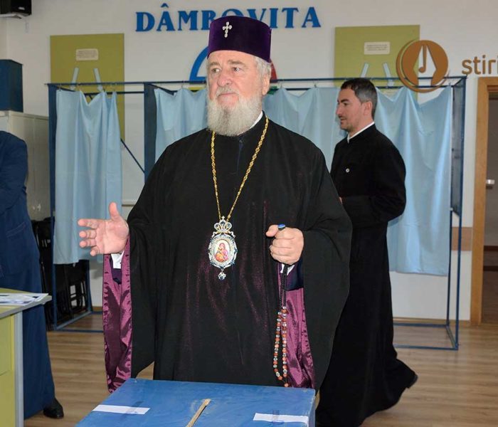 #referendum2018 Arhiepiscopul şi mitropolitul Târgoviştei, Nifon, a votat, sâmbătă, în municipiu