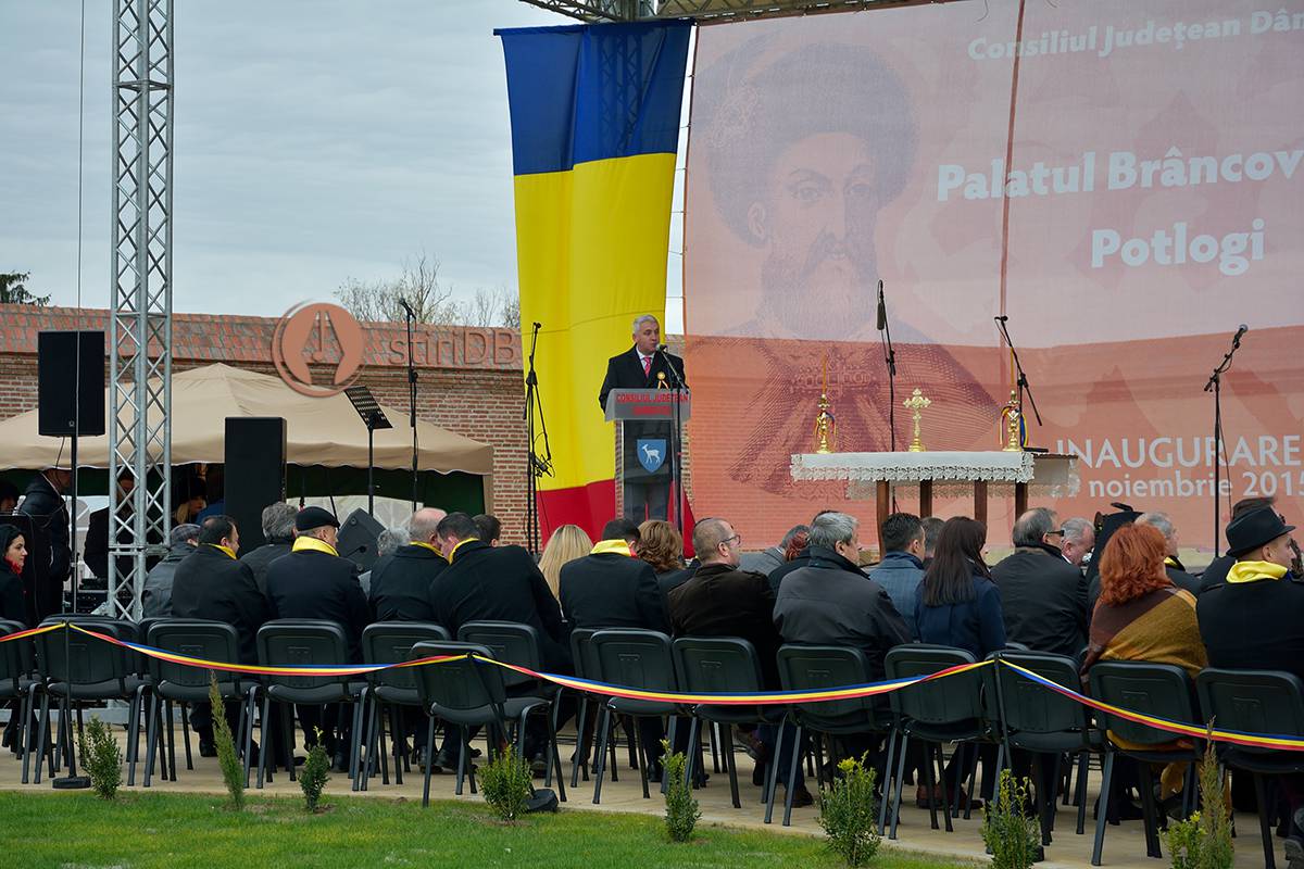 palat-potlogi-inaugurare-3