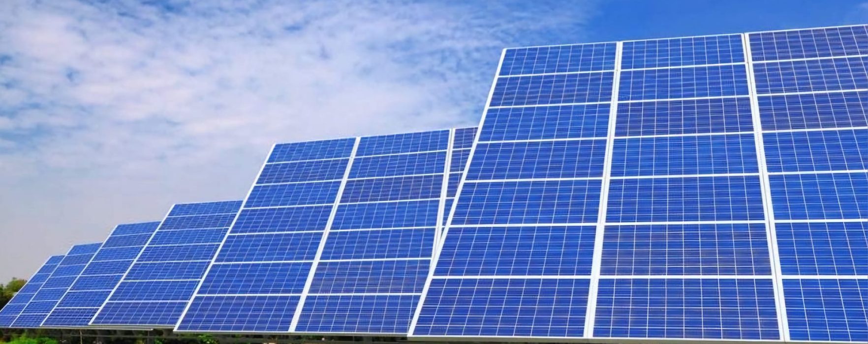 Primăria Târgovişte vrea să construiască un parc fotovoltaic pe 50.000 de metri pătraţi cu bani europeni