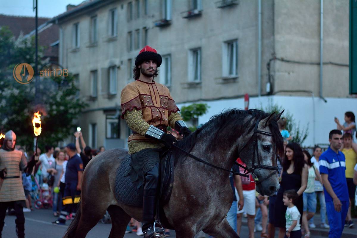 parada-medievala-dracula-2016-08