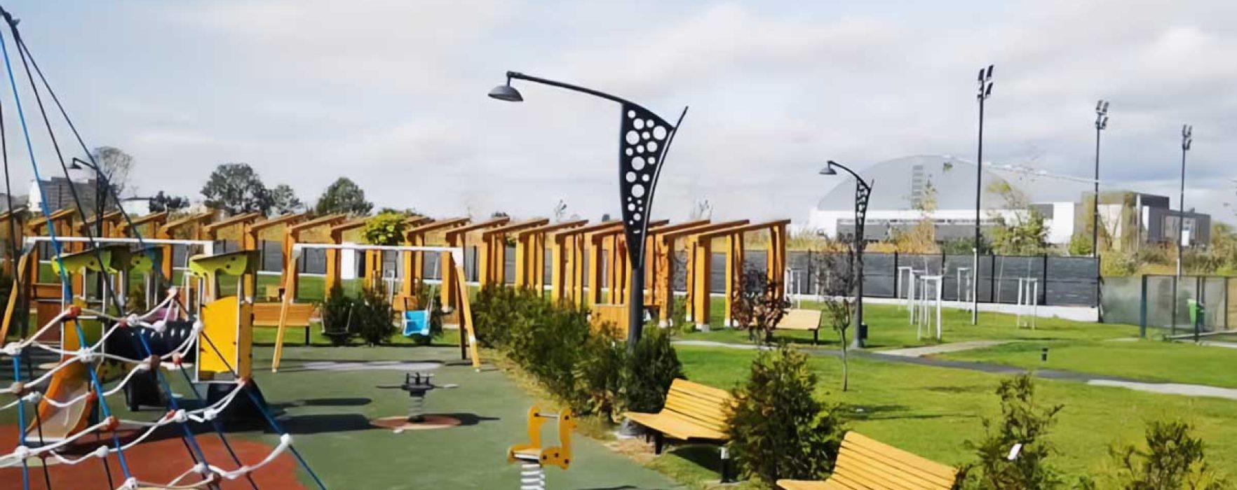 Târgovişte: Parc modern lângă Complexul de Nataţie, în circa o lună va fi gata – vezi cum arată