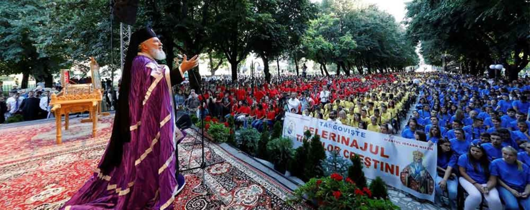 Manifestări Sf. Nifon – pelerinajul tinerilor din Arhiepiscopia Târgoviştei (video)