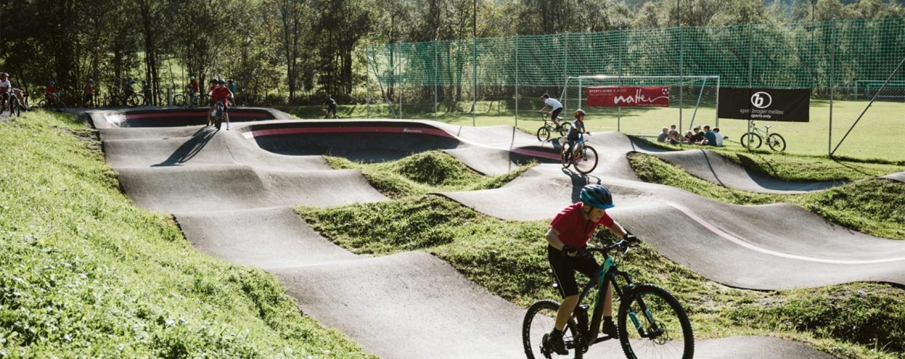 Târgovişte: Piste de skateboard și pumptrack în incinta Complexului Turistic de Natație