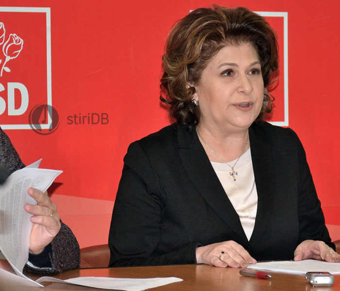 Rovana Plumb şi-a anunţat candidatura pentru un nou mandat la preşedinţia PSD Dâmboviţa