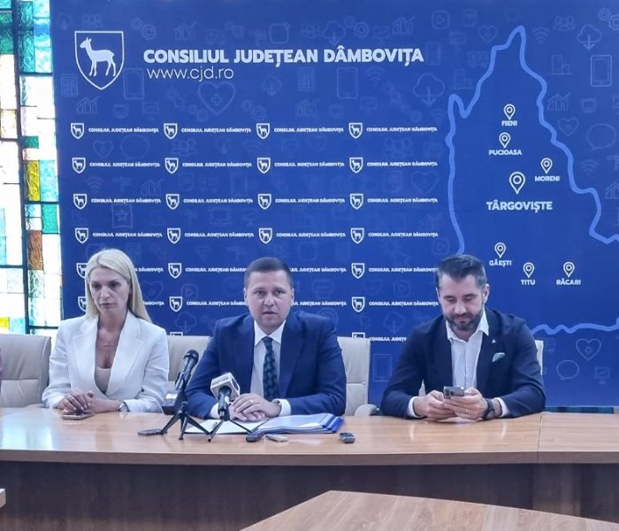 Dâmboviţa: S-a semnat contractul de proiectare tehnică şi execuţie a lucrărilor de consolidare şi modernizare a Palatului Administrativ