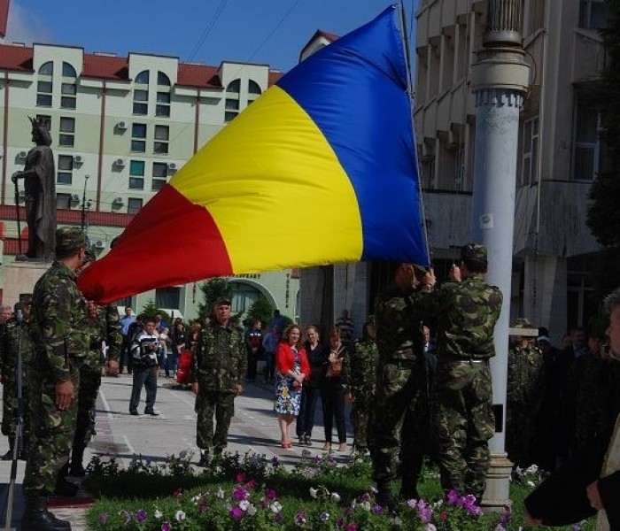 Ziua Drapelului, sărbătorită la Târgovişte