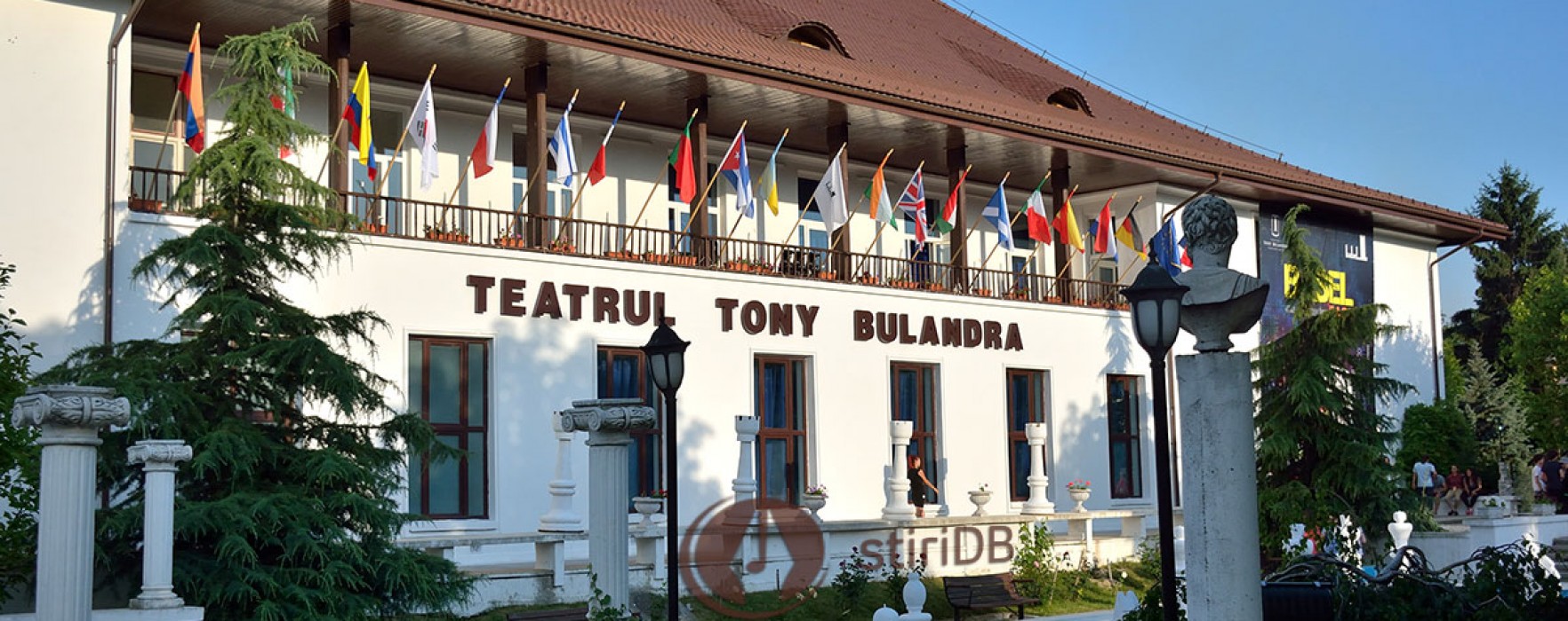 Târgovişte: Teatrul „Tony Bulandra” reia activitatea sub egida „Virus teatral estival”