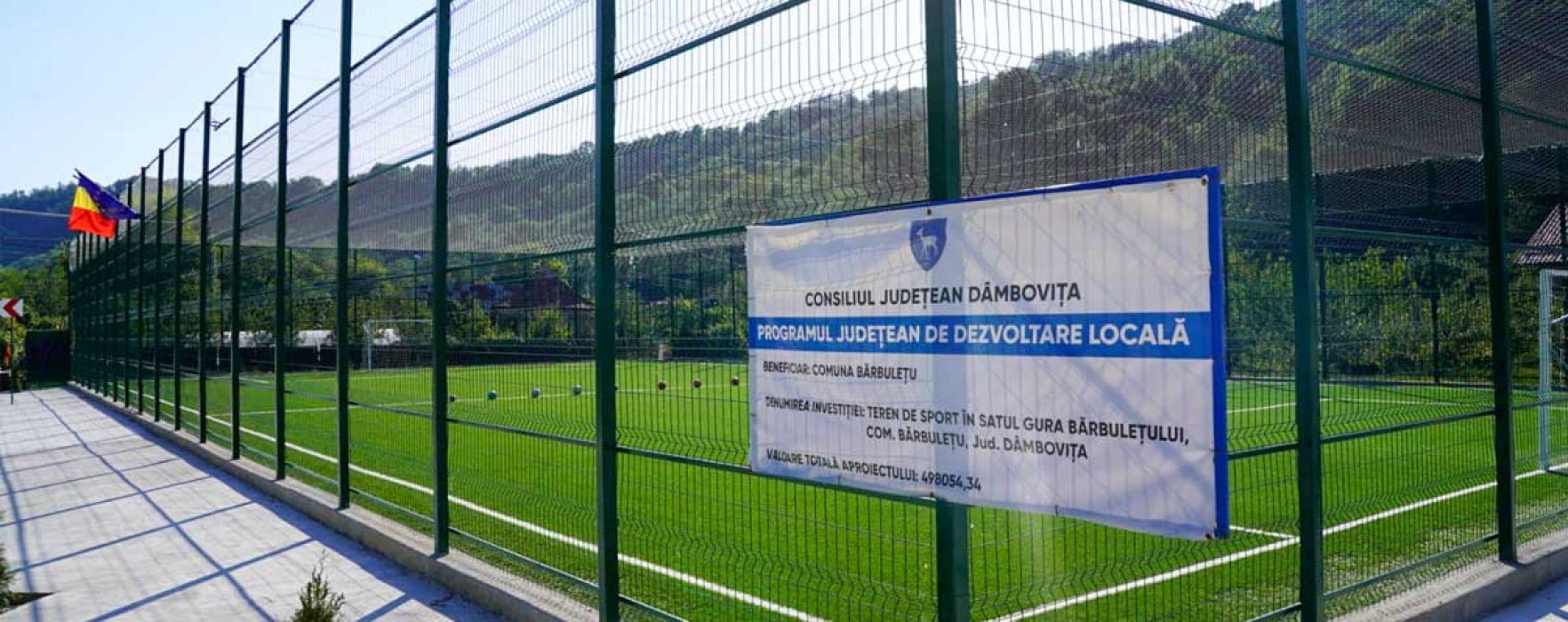 Dâmboviţa: Teren de sport realizat prin PJDL, inaugurat la Bărbuleţu