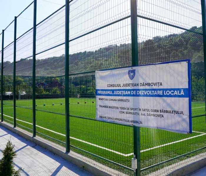 Dâmboviţa: Teren de sport realizat prin PJDL, inaugurat la Bărbuleţu