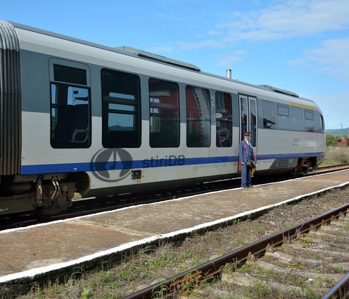 Dâmboviţa: Incendiu la locomotiva unui tren în gara Târgovişte Sud; nu sunt persoane rănite