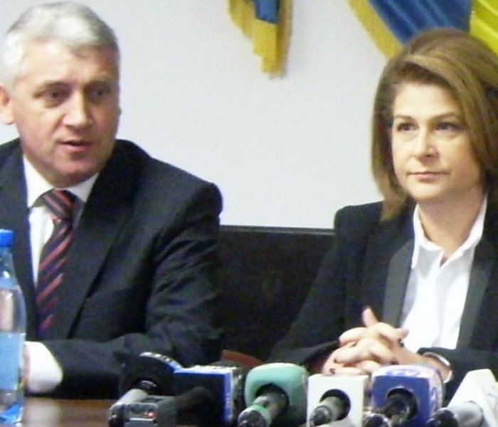 Rovana Plumb: Cu Adrian Ţuţuianu, prefectul şi parlamentarii PSD de Dâmboviţa facem echipă pentru judeţ