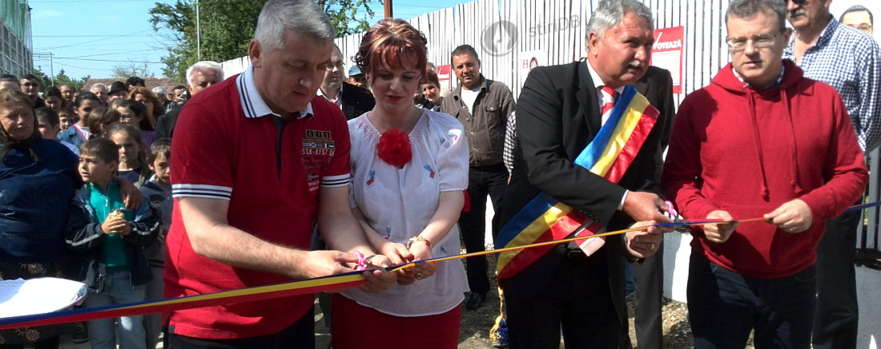 Asfaltare, alimentare cu apă, canalizare şi centru de zi, inaugurate la Brezoaele